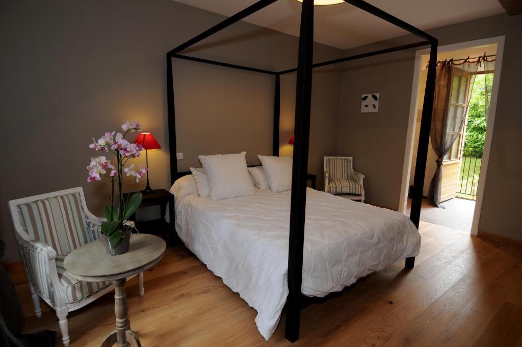 Les Songes De L'Abbaye Bed and Breakfast Cadouin Rum bild