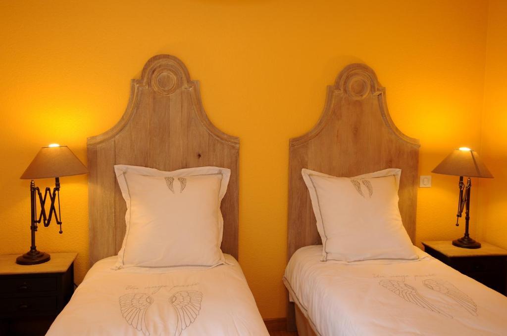 Les Songes De L'Abbaye Bed and Breakfast Cadouin Rum bild