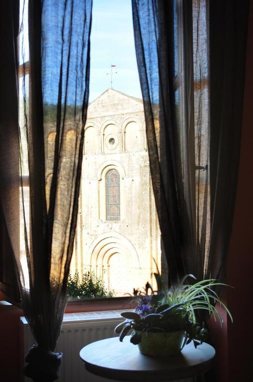 Les Songes De L'Abbaye Bed and Breakfast Cadouin Rum bild